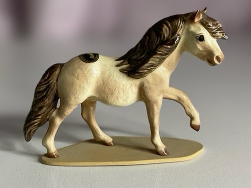 Hagen renaker mini highland - renaker,