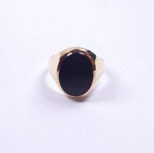 Gents Yellow Gold Ring Signet