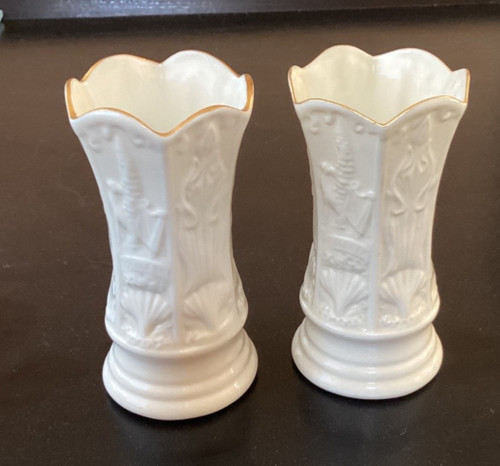 Two belleek vintage mini - belleek,