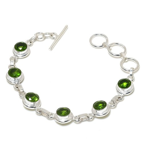 Green peridot gemstone - peridot,