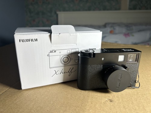 Fujifilm hf1 digital compact - digital,