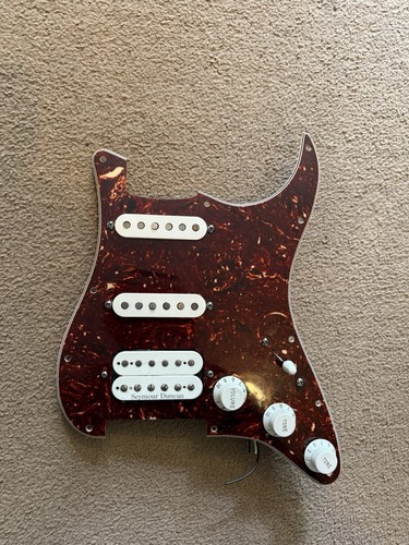 Fender stratocaster loaded - fender,