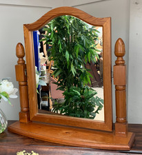 VINTAGE ANTIQUE STYLE PINE