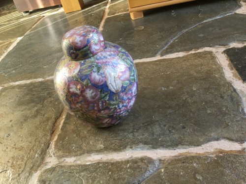 Large urn for ashes - ashes, holder