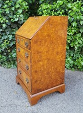 GEORGIAN STYLE BURR WALNUT BUREAU