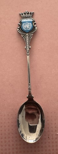 Souvenir spoon specifically - spoon,