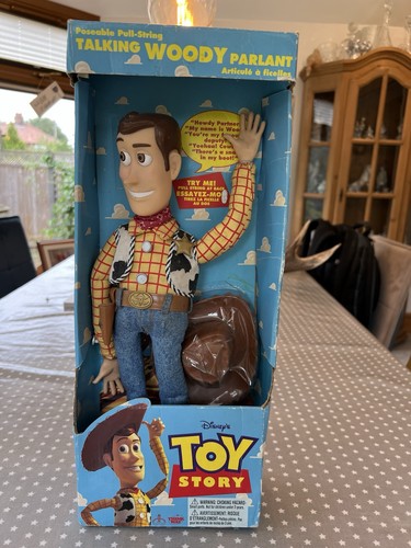 Toy story talking - story, woody