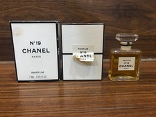 Chanel No 19 Pure Parfum