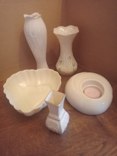 Belleek six pieces very - belleek,, (very
