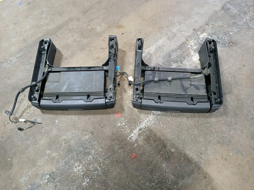 Touran front seat bases - vw,