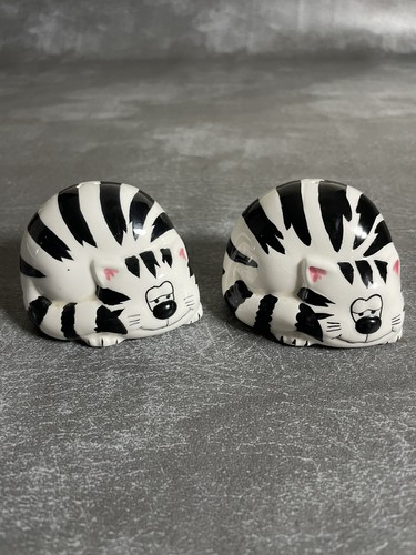 Ceramic salt and - ceramic, pepper