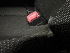 TOYOTA AURIS SEAT BELT BUCKLE