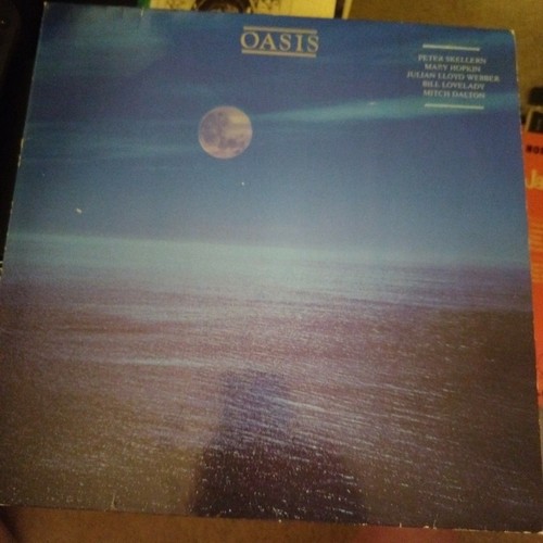 Oasis 12 inch - –,