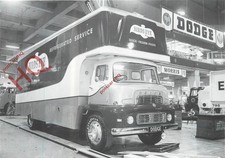Picture Postcard>>DODGE REFRIGERATED VAN 'BIRDS-EYE', 1960 (REPRO)