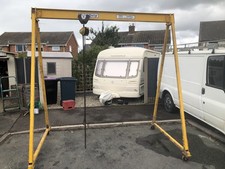 Portable Gantry Crane 500 Kg With Chain Block.