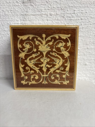 Italian inlaid lacquer wooden - inlaid,