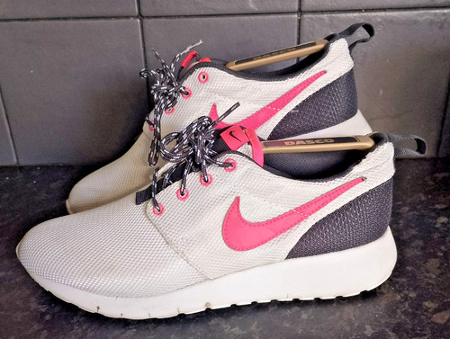 Ladies nike roshe one - ladies,,