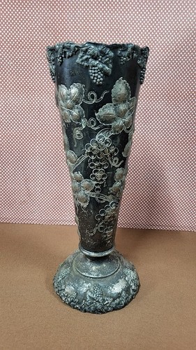 Large silver metal vase 7 - large, 35.7