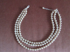 LADIES / GIRLS FAUX PEARL NECKLACE