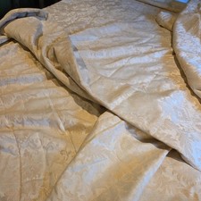 Vintage Damask Throw Blankets