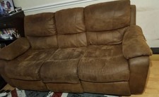 Harvey’s Recliner Sofa 3