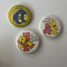RSPCA Henry’s Cat 1980s Vintage Pin Badges x3 Pets Animals  (Y36)