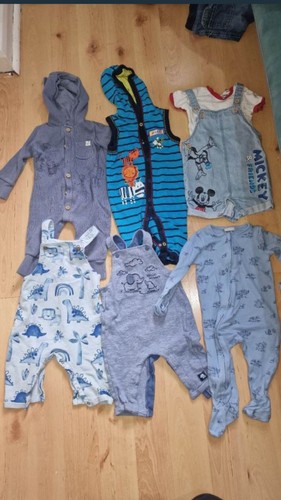 Baby boy months - boy, 6-9