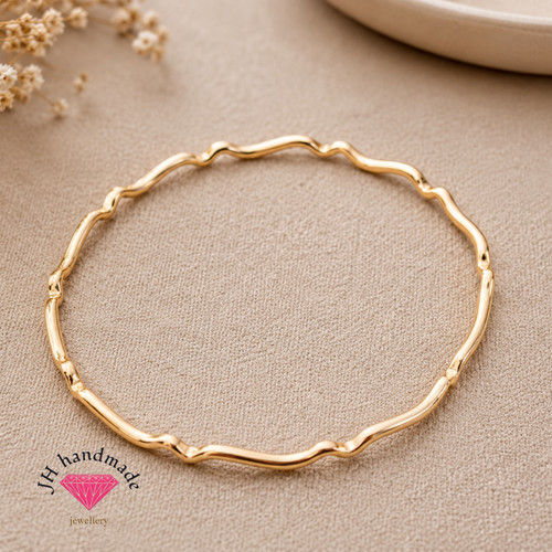 9ct solid gold - solid,