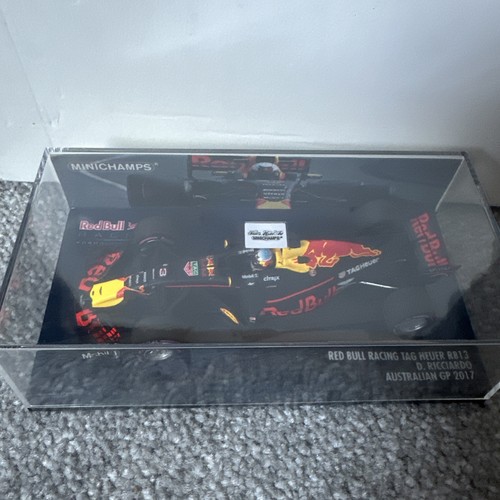 Minichamps red bull - minichamps,