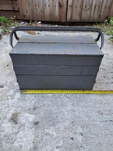 Vintage tool box - vintage,