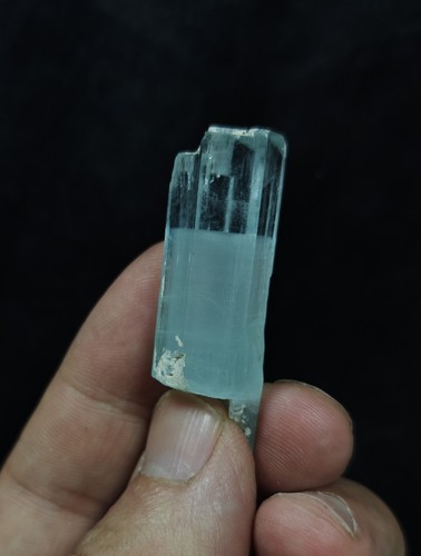 Natural aquamarine crystal - natural, 16