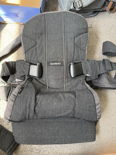 Baby bjorn - carrier, one