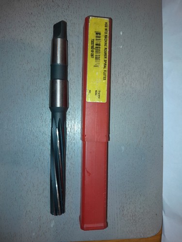 Hss machine reamer dia 16 - reamer, 1-9/16"