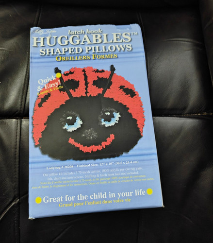 Huggables latch hook - latch,