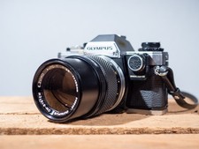 Olympus OM10 SLR & 135mm f/3.5 Lens Vintage 35mm Camera – Film Tested