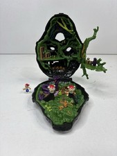 Mighty Max Doom Zones Ape King Gargantua  Playset