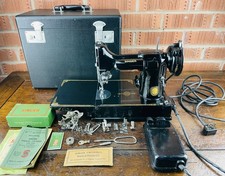 Singer 221k Electric Sewing Machine Portable Featherweight Pedal Tools & Case