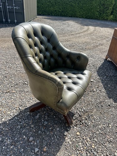 Antique style swivel - antique, captains