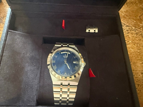 Tudor royal blue dial day - royal,