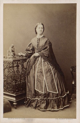 London cdv lady crinoline - london,