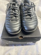 Diadora sports shoes Trainers