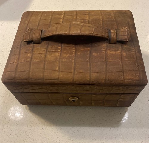 1920 leather traveling - leather,