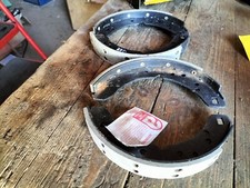 Lockheed Brake Shoes  B1010