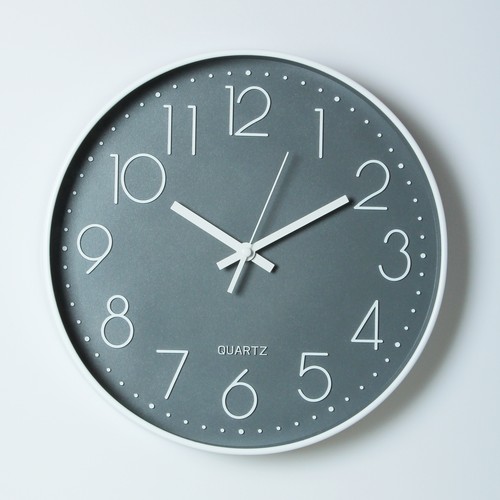 Modern round wall clock - 12",