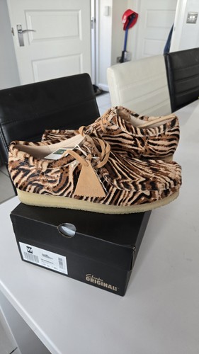 Clarks wallabee tiger print - clarks,