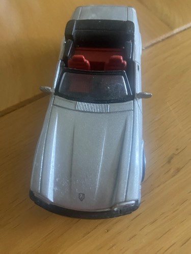 Diecast car model jaguar - diecast, xjs