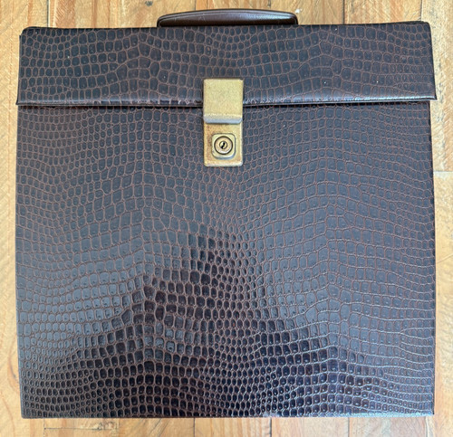 Retro vintage faux crocodile - faux,