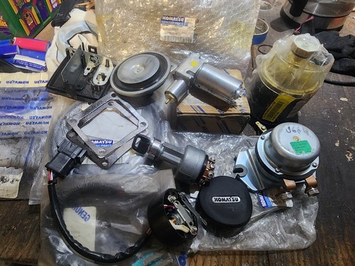 Komatsu parts sale bundle - sale,