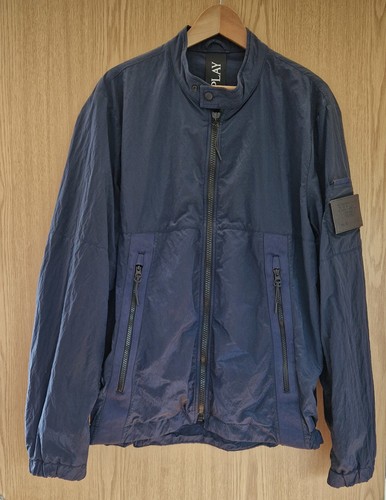 Men replay flight - a-2,