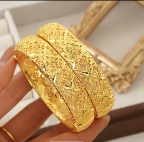 Brand new 22ct - brand, gold